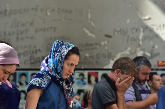 Mourning ceremonies in Beslan