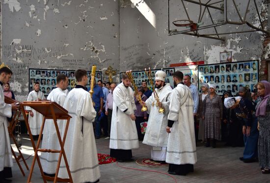 Mourning ceremonies in Beslan