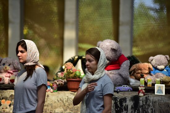 Mourning ceremonies in Beslan