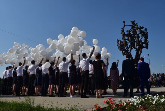 Memorial events in Beslan