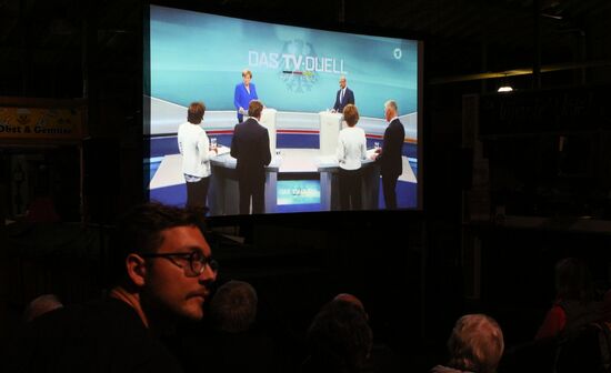 Election TV debate between Angela Merkel and Martin Schulz