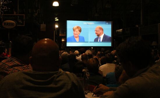 Election TV debate between Angela Merkel and Martin Schulz