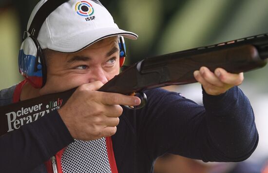 World Championship Shotgun. Mixed Teams. Trap