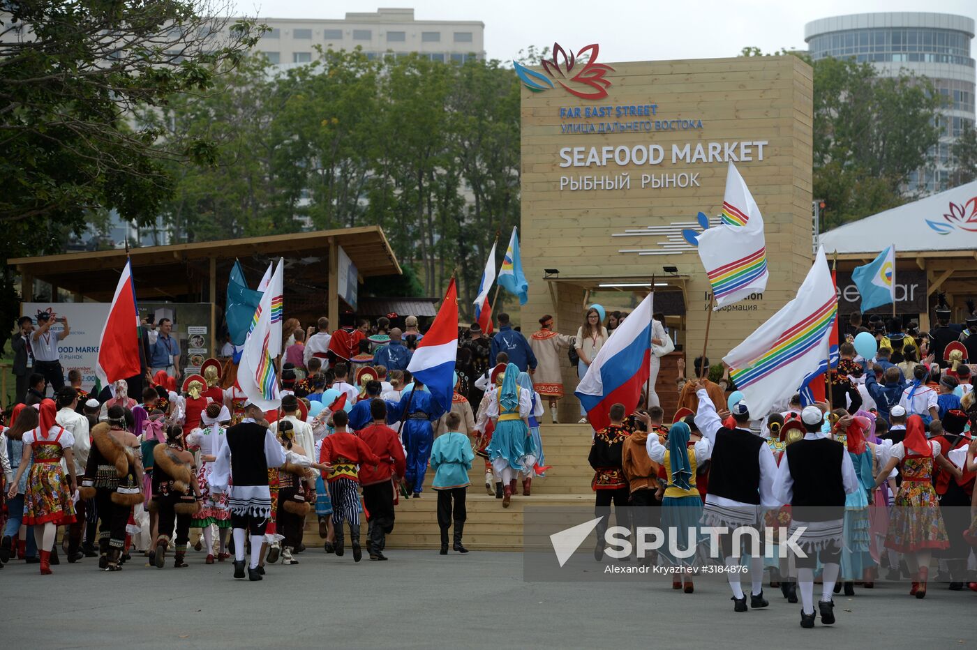"Far Eastern Street" exhibition opens during the 2017 Eastern Economic Forum