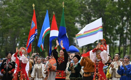 "Far Eastern Street" exhibition opens during the 2017 Eastern Economic Forum