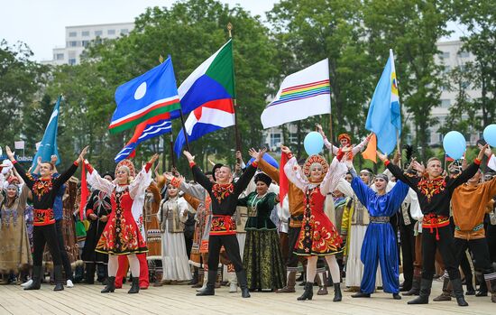 "Far Eastern Street" exhibition opens during the 2017 Eastern Economic Forum