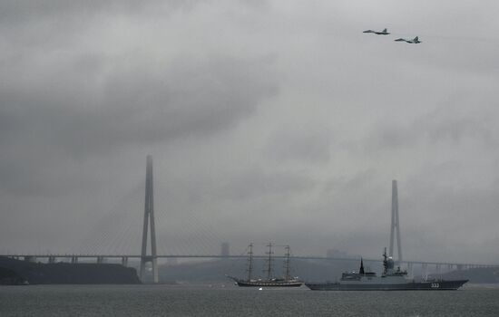 "Far Eastern Street" exhibition opens during the 2017 Eastern Economic Forum
