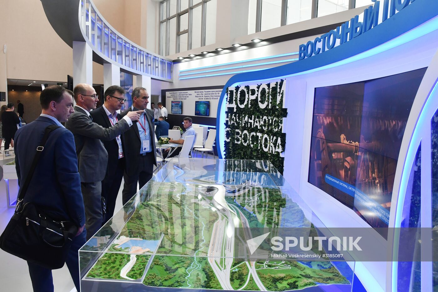 Preparing to open the Eastern Economic Forum