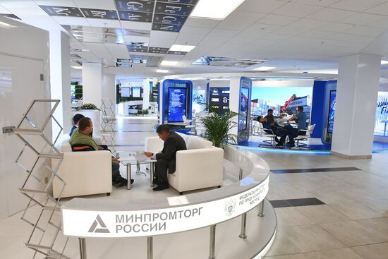 Preparing to open the Eastern Economic Forum