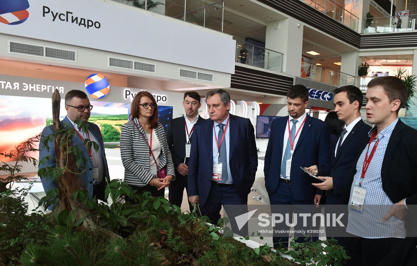 Preparing to open the Eastern Economic Forum