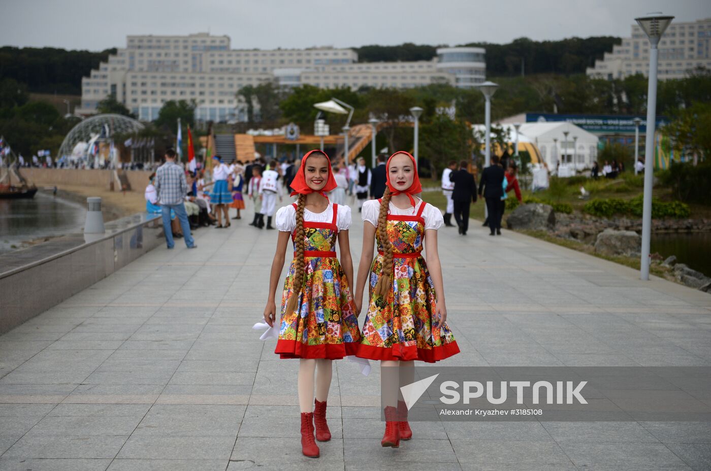 "Far Eastern Street" exhibition opens during the 2017 Eastern Economic Forum