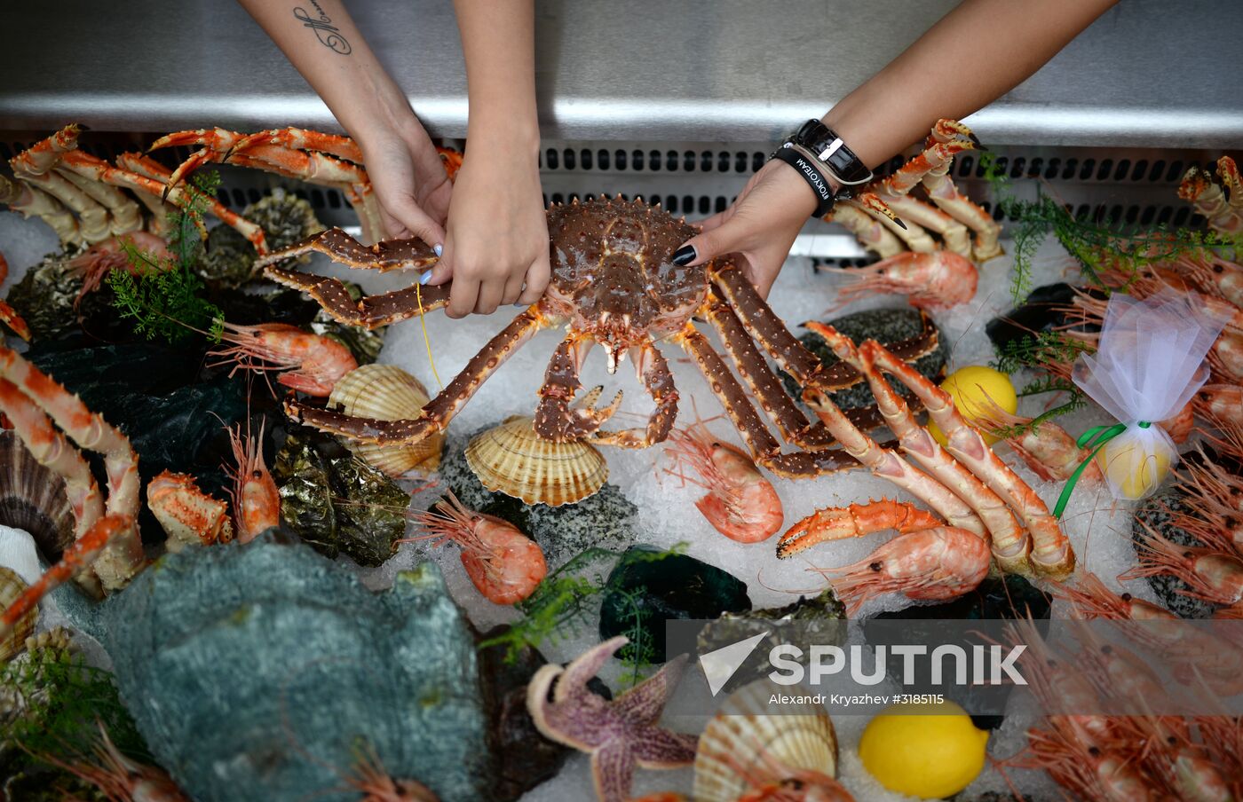 "Far Eastern Street" exhibition opens during the 2017 Eastern Economic Forum