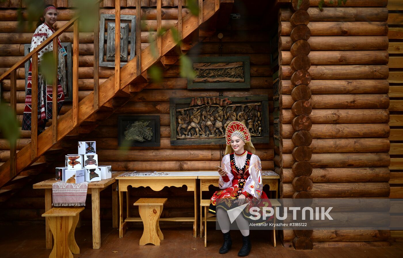 "Far Eastern Street" exhibition opens during the 2017 Eastern Economic Forum