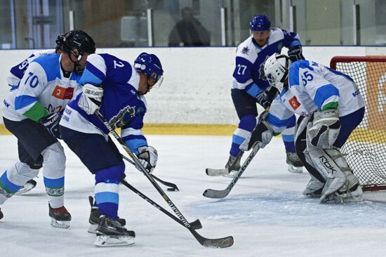 Vladivostok hosts gala match between Eastern Economic Forum and Primorye Territory Administration select teams