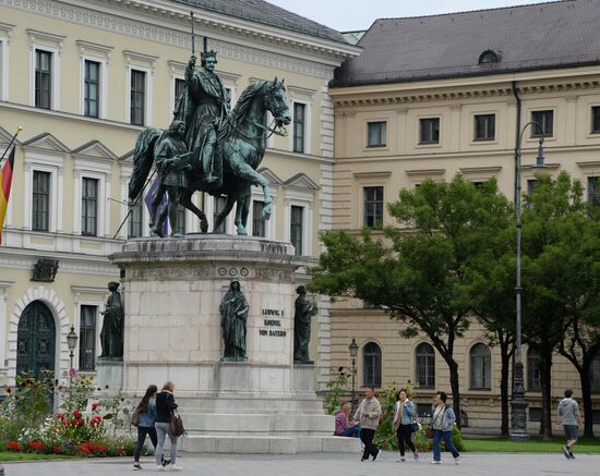 Cities of the world. Munich