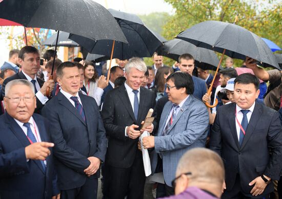 Preparing to open the Eastern Economic Forum