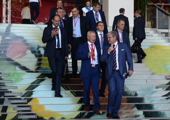 Eastern Economic Forum. Day one