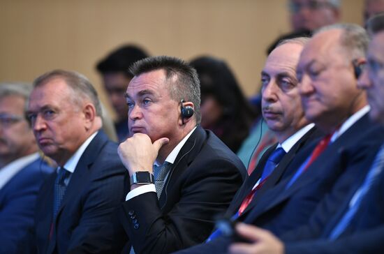 Eastern Economic Forum. Day one