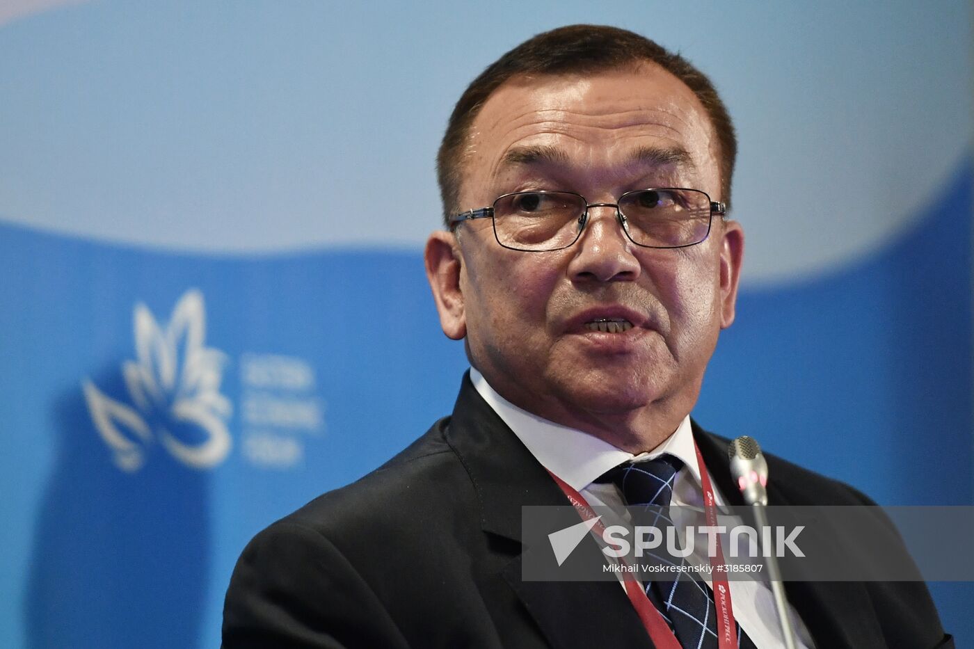 Eastern Economic Forum. Day one