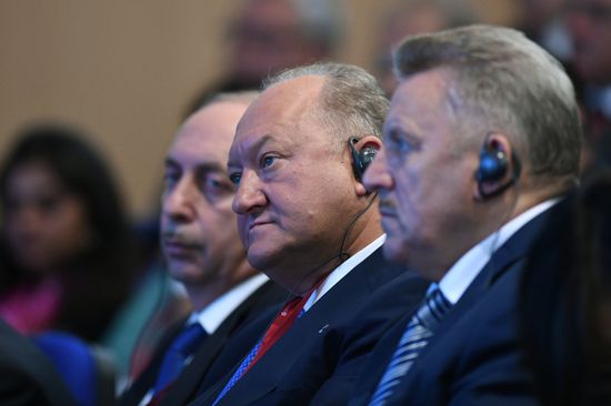 Eastern Economic Forum. Day one