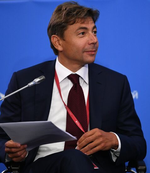 Eastern Economic Forum. Day one