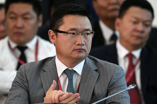 Eastern Economic Forum. Day one