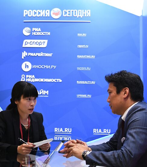 Eastern Economic Forum. Day one