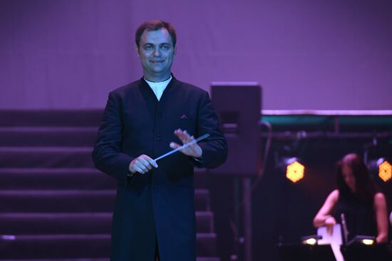 Premiere of play Overture for Theater with Orchestra at Moscow Provincial Theater