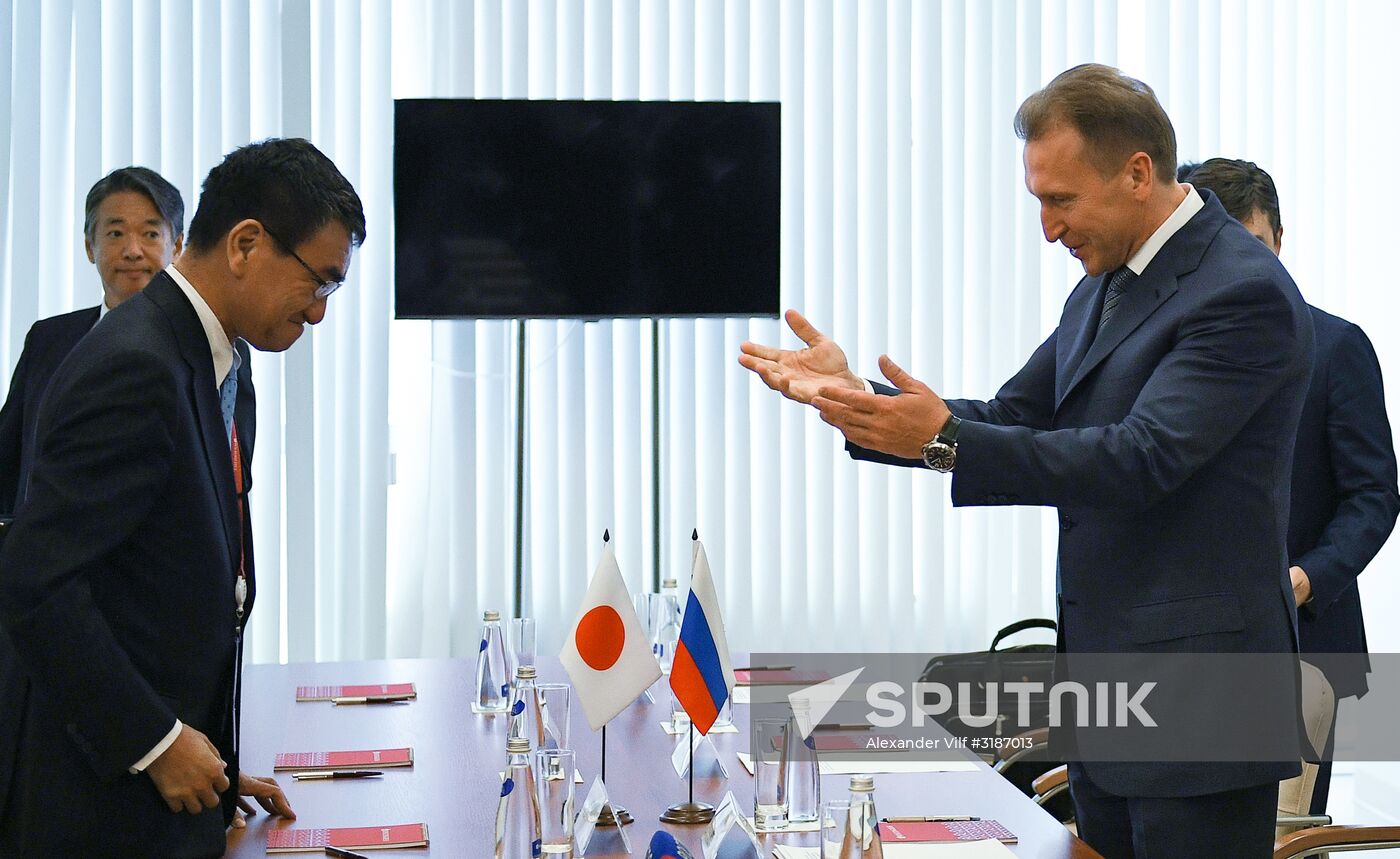 Igor Shuvalov and Taro Kono meet during EEF in Vladivostok