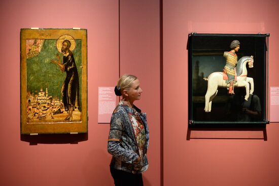 Moscow Throughout Centuries exhibition opens