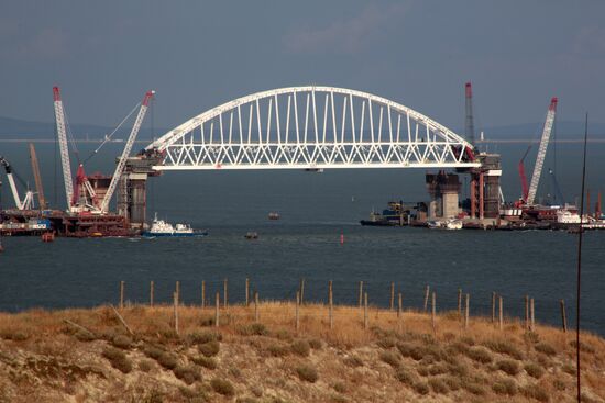 Crimean Bridge construction