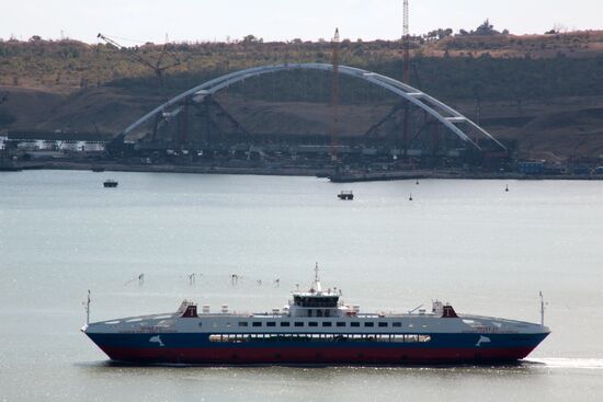 Crimean Bridge construction