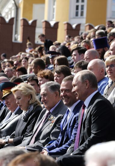 President Putin, Prime Minister Medvedev attend City Day opening ceremony on Red Square