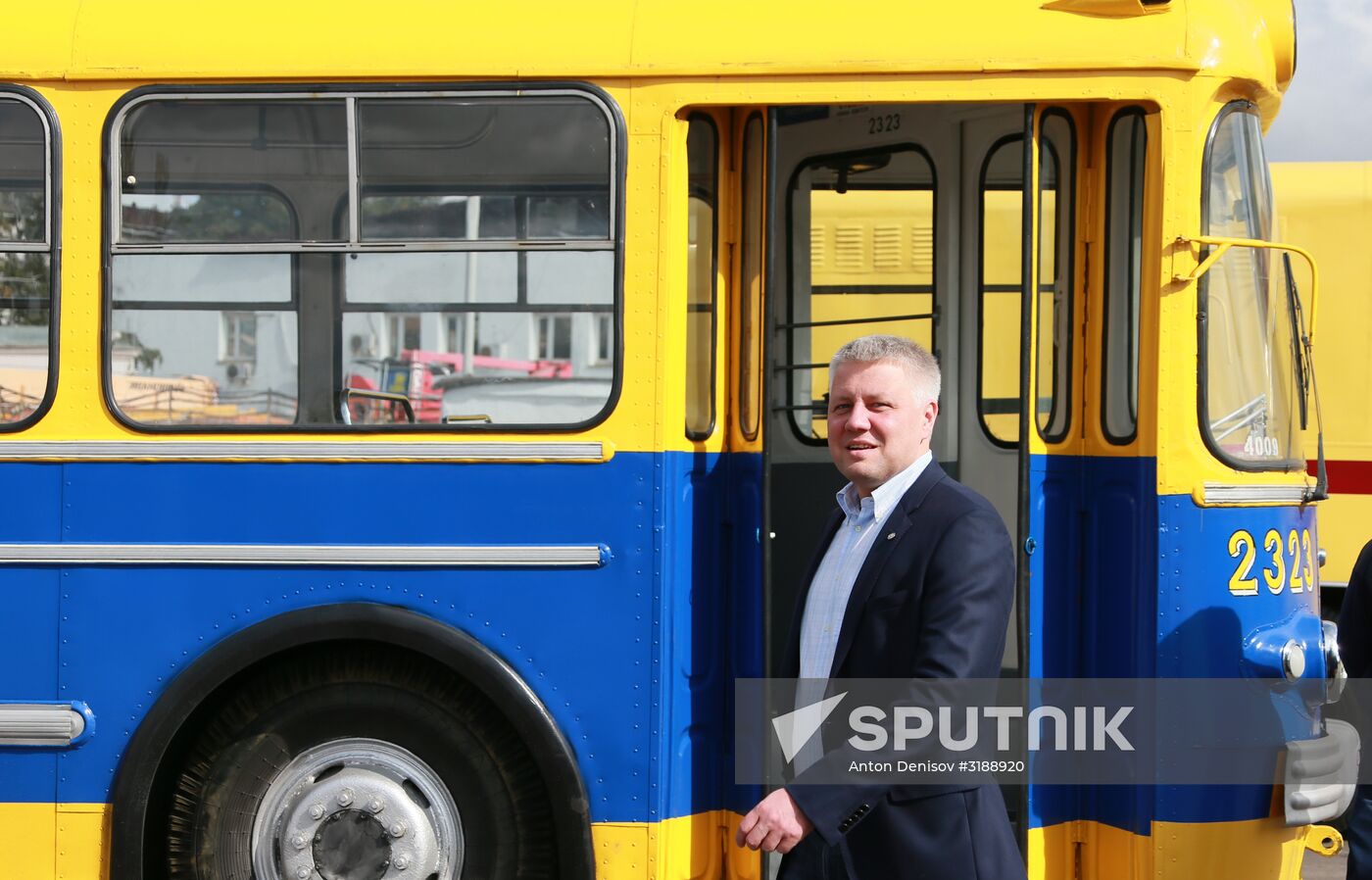 Antique transport displayed at Moscow's City Day celebration