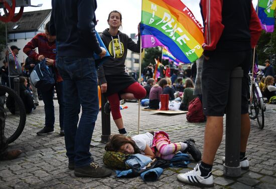 Protests outside US air base in Ramstein