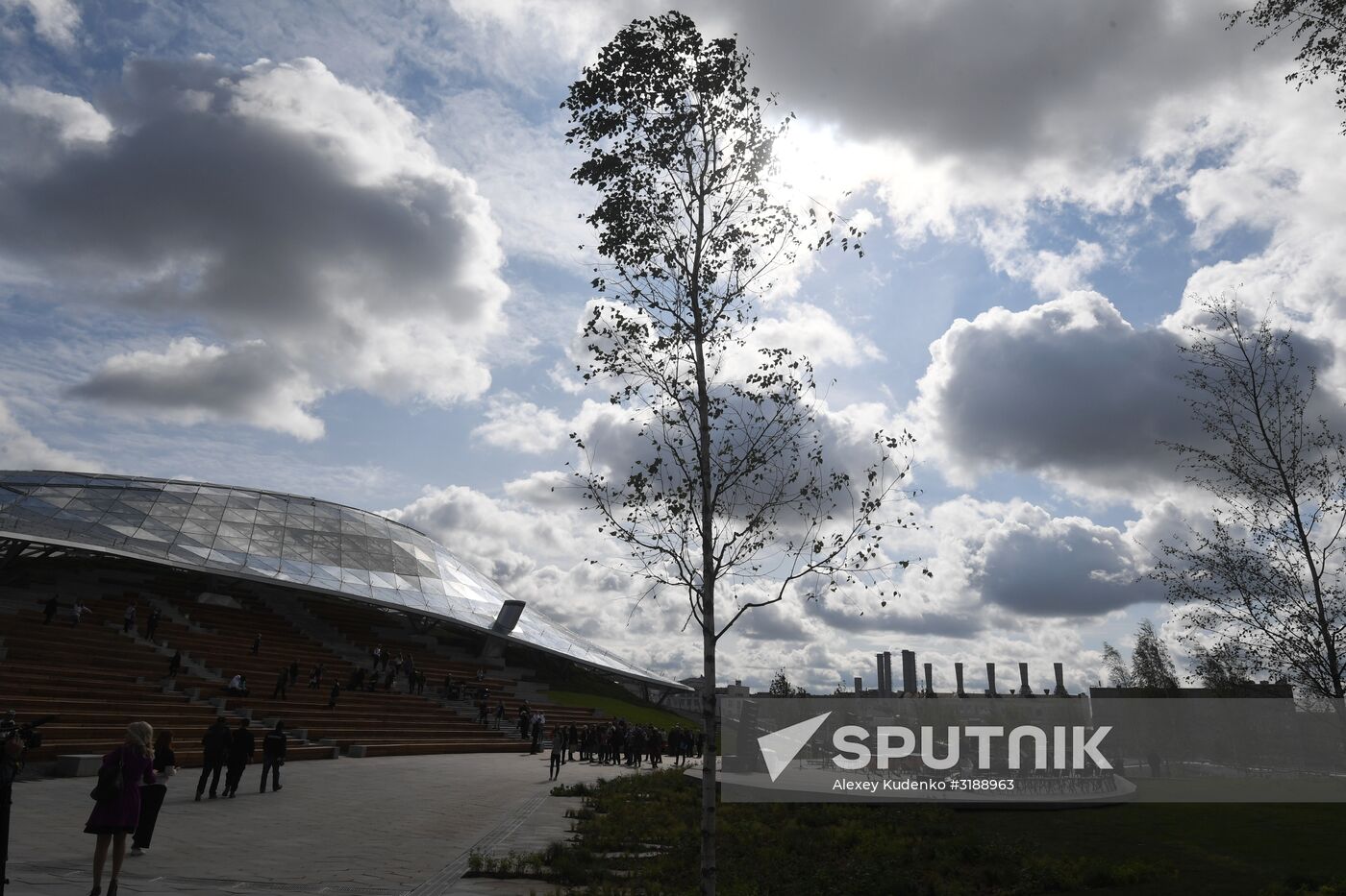 Zaryadye Park is opened in Moscow