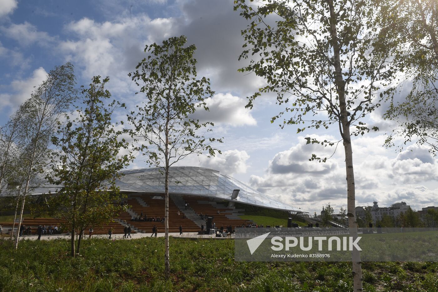 Zaryadye Park is opened in Moscow
