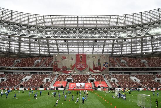 2018 FIFA World Cup Trophy embarks on a tour