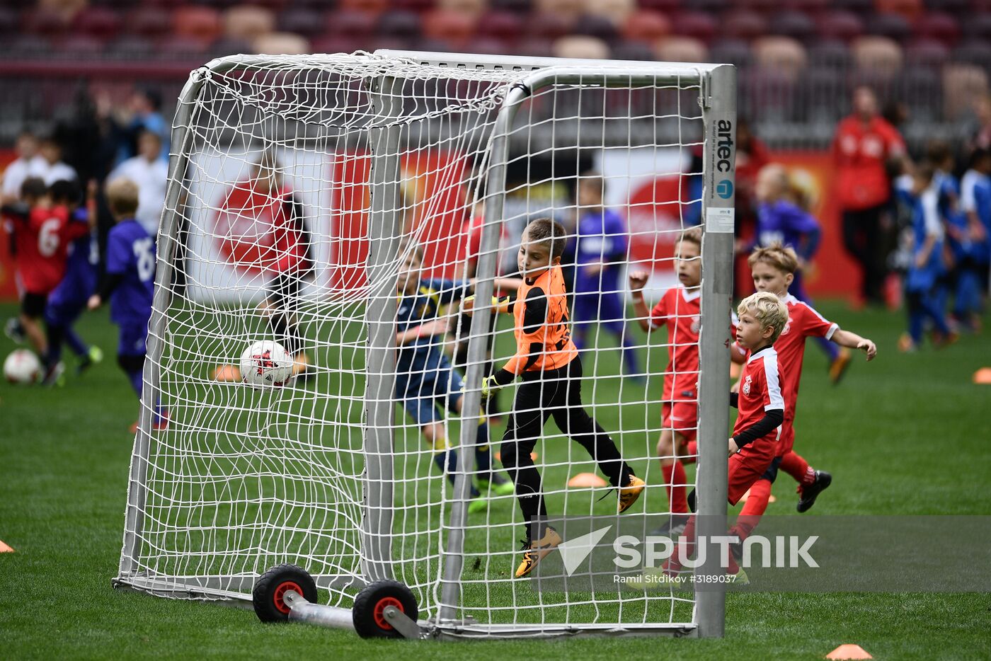 2018 FIFA World Cup Trophy embarks on a tour