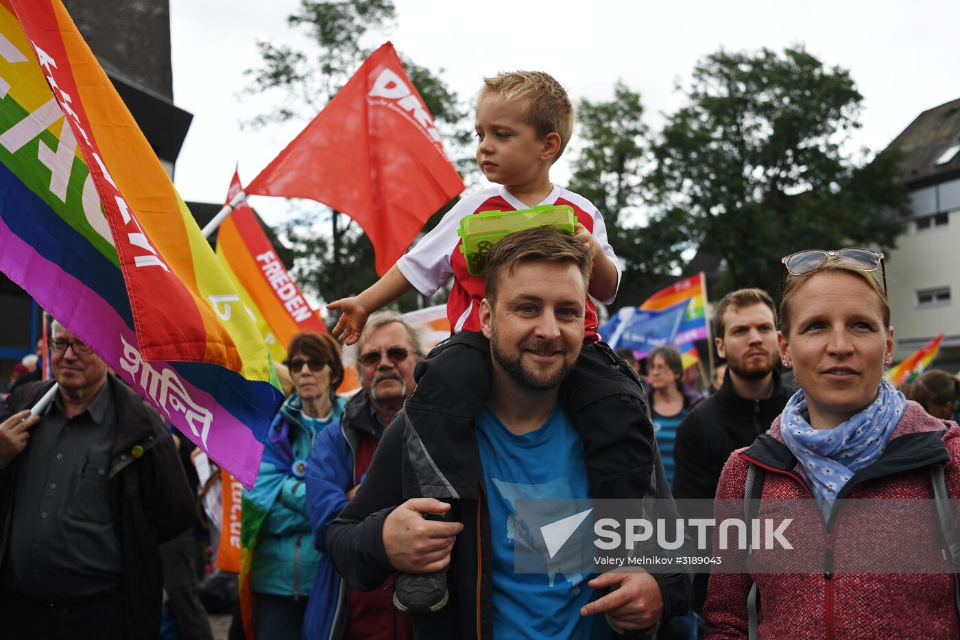 Protests outside US air base in Ramstein