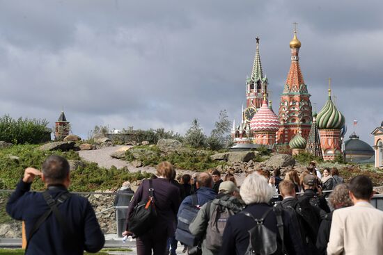 Zaryadye Park is opened in Moscow