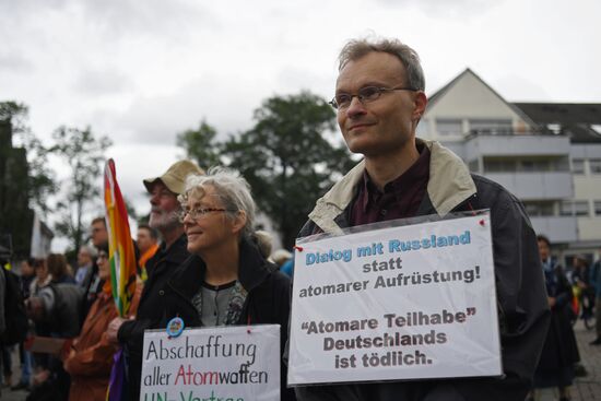 Protests outside US air base in Ramstein