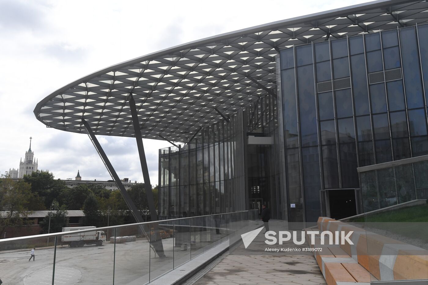 Zaryadye Park is opened in Moscow