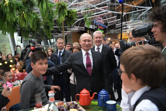 Russian President Vladimir Putin attends festive events devoted to 870th anniversary of Moscow