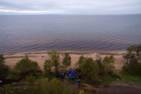 Garbage removal at Lake Baikal's water area and shores