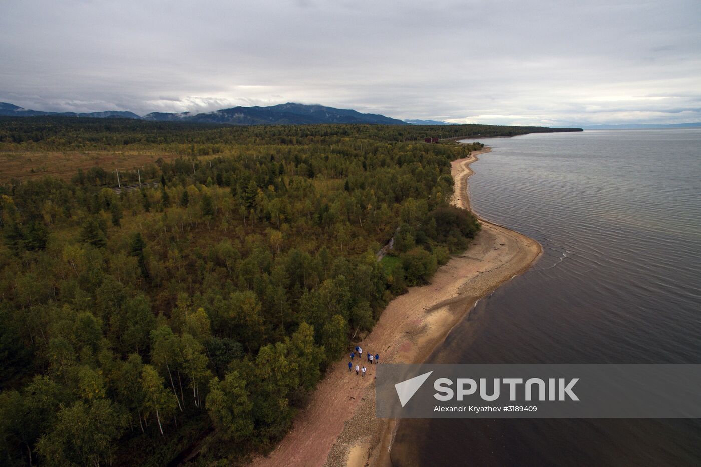 Garbage removal at Lake Baikal's water area and shores