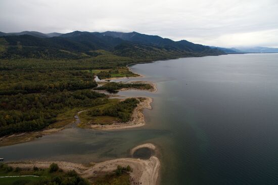 Garbage removal at Lake Baikal's water area and shores