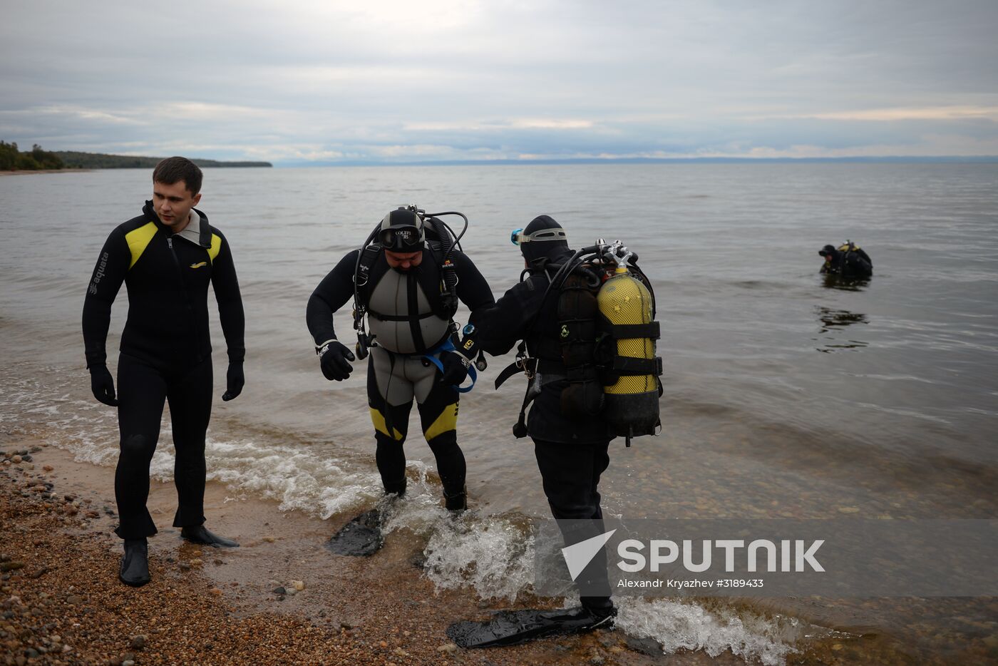 Garbage removal at Lake Baikal's water area and shores