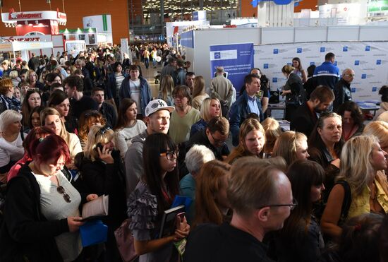 30th Moscow International Book Fair. Day four