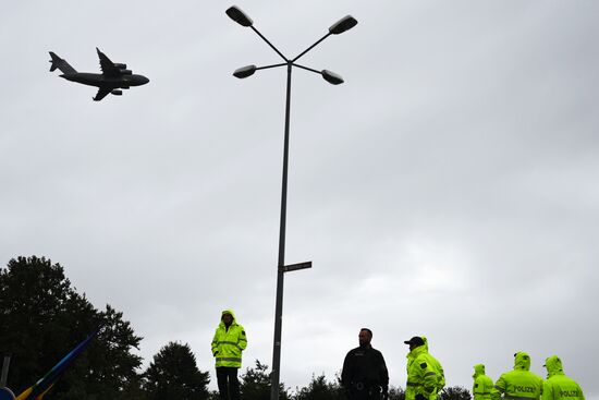 Protests outside US air base in Ramstein